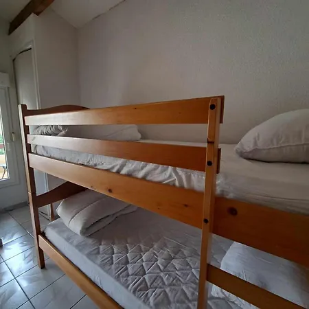 Apartment Acces Direct Plage! T2 Mezzanine Avec Terrasse Et Parking Prive - Fr-1-326-833 *