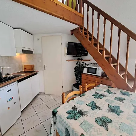 Acces Direct Plage! T2 Mezzanine Avec Terrasse Et Parking Prive - Fr-1-326-833 Apartment